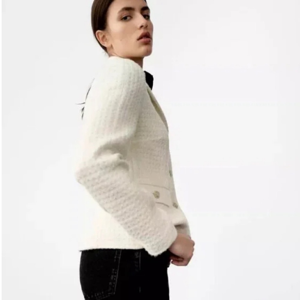 Zara Wool Blend Jewel/Gold Button Textured Blazer Ivory - Picture 4 of 12